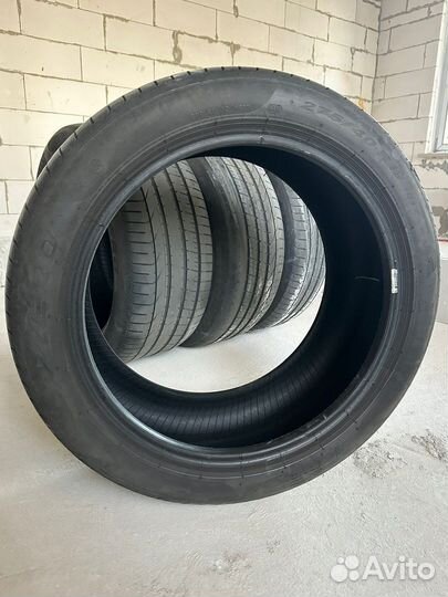 Pirelli P Zero 245/45 R19 и 275/40 R19