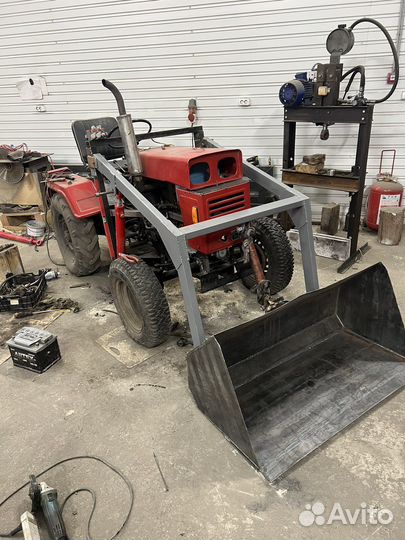 Мини-трактор XINGTAI 120, 1991