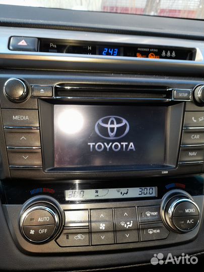Штатная магнитола RAV4. 13 +