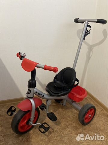 Трехколесный велосипед с родительской ручкой