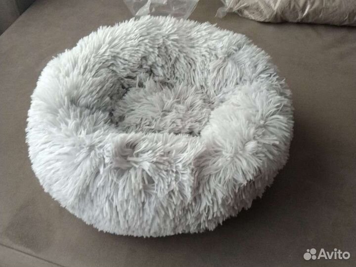 Лежанка для собак и кошек мелких пород