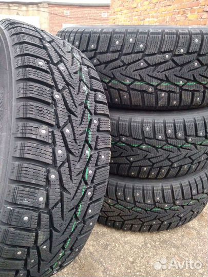 Nokian Tyres Nordman 7 235/55 R17 116