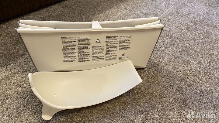Детская ванночка stokke с подставкой