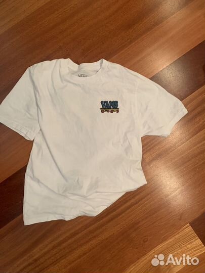Футболка vans