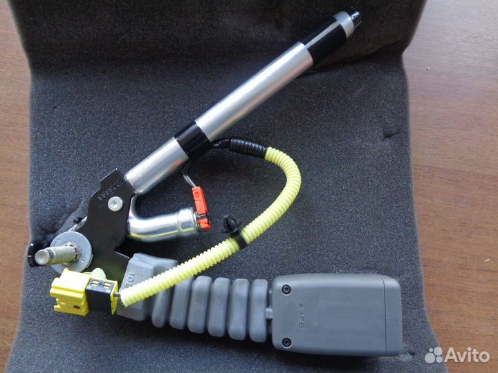 Защелка ремня безопасности Hyundai Tucson 1