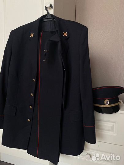 Форма полицейская, фуражка