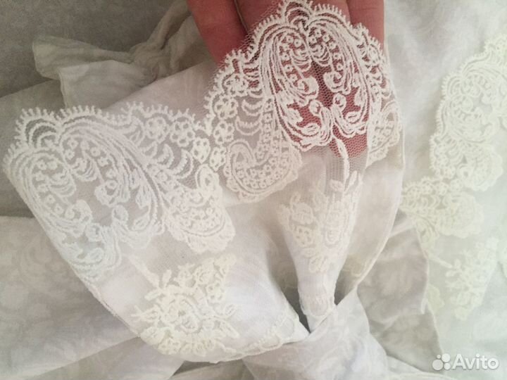 Комплект бортиков новый в наличии