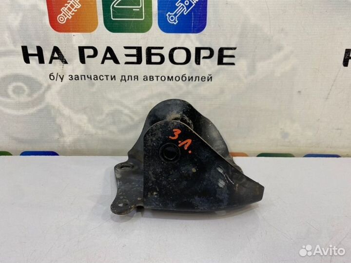 Крепление балки подвески заднее левое LADA Vesta