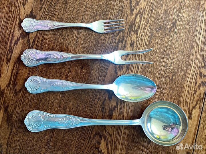 Серебрянные столовые приборы