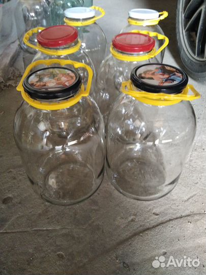 Банки стеклянные трёхлитровые (3 литра закрутка)
