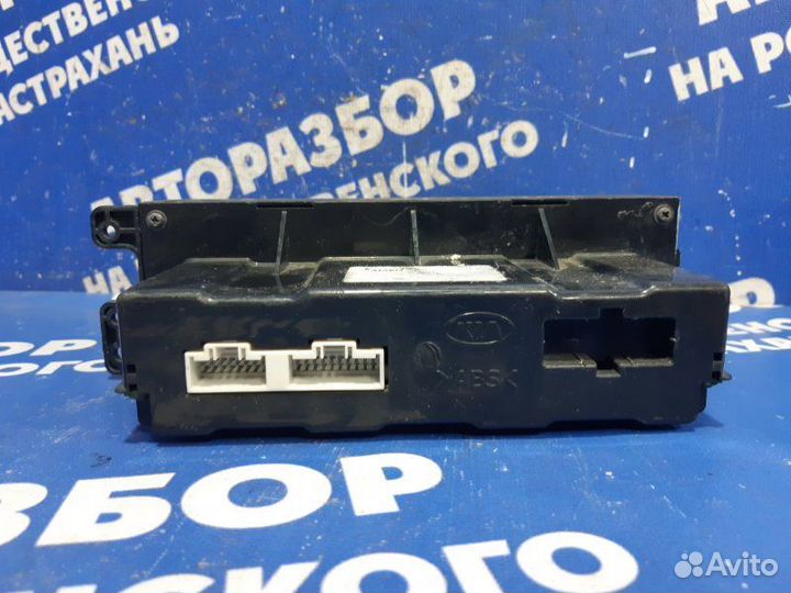 Блок климата Kia Sorento 1 внедорожник G4JS 2006