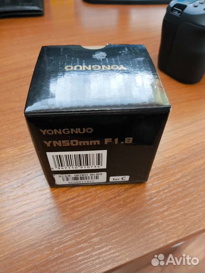 Canon EOS 6D Mark II с объективом, комплект, новый