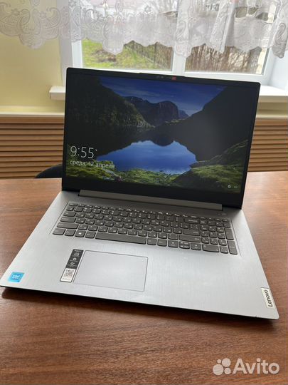 Ноутбук lenovo