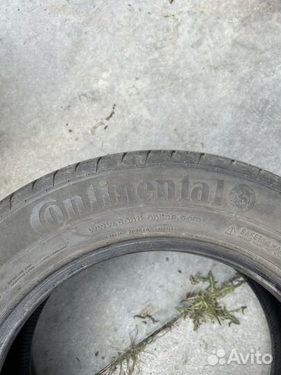 Continental ContiPremiumContact 2 215/60 R16