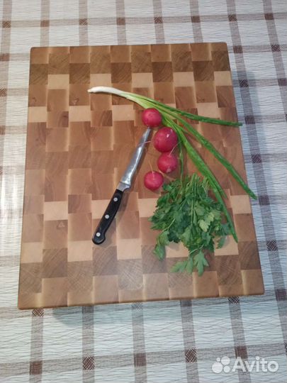 Массивная разделочная торцевая доска