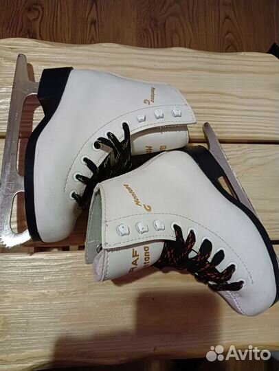 Коньки фигурные 27 размер