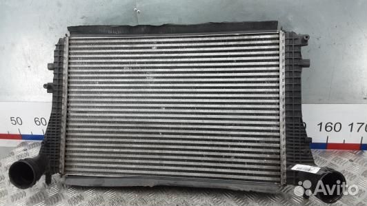 Радиатор интеркуллера volkswagen passat B6 (93L08K