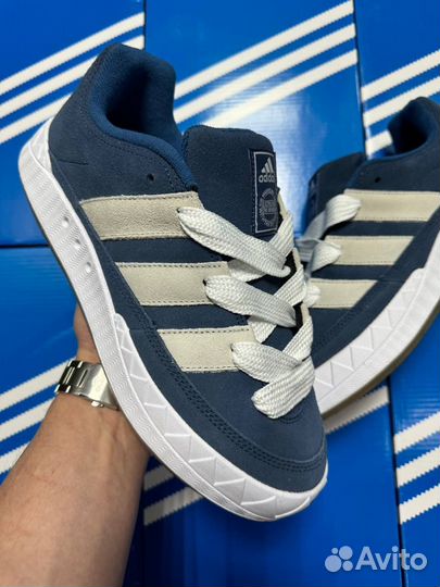 Кроссовки Adidas adimatic