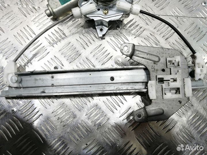 Стеклоподъемник задний правый Teana J31 Murano Z50