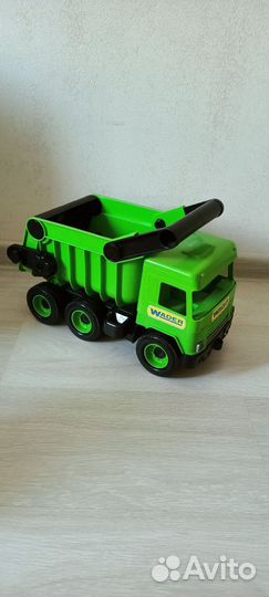 Машина мусоровоз