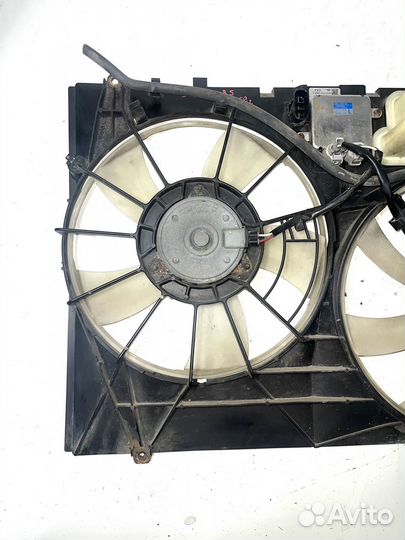 Вентилятор радиатора Toyota Sienna 2 3.5
