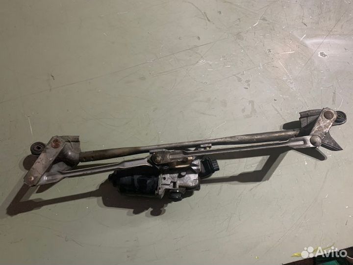 Трапеция стеклоочистителя передняя Mazda 6