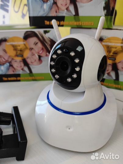 Wifi камера поворотная в помещение №1