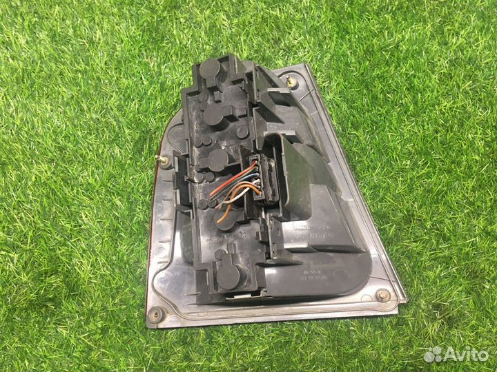 Фонарь правый Skoda Octavia а4 (96-00г)