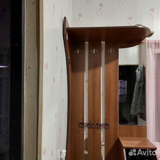 Прихожая шкаф б/у