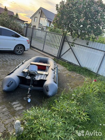 Лодка с мотором Ветерок 12