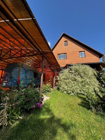 Дом 246,8 м² на участке 17 сот.