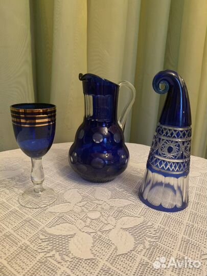 Кувшин цвета сапфир, кобальтовое стекло