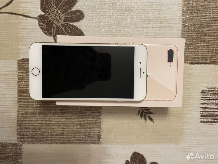 iPhone 8 Plus, 128 ГБ