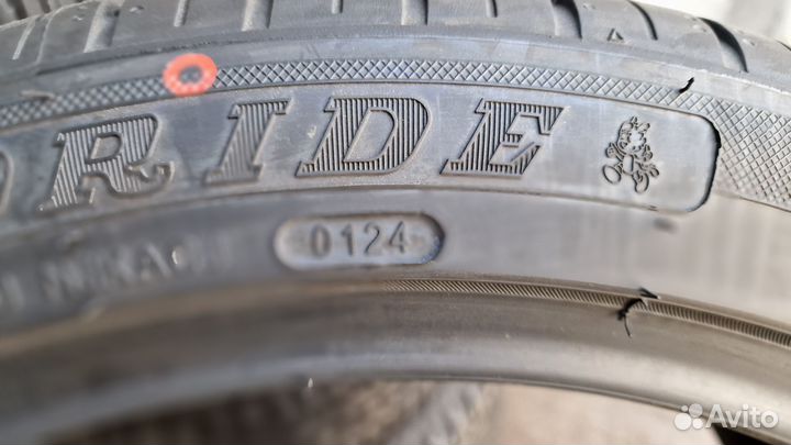 Goodride SA 37 245/45 R20 99W