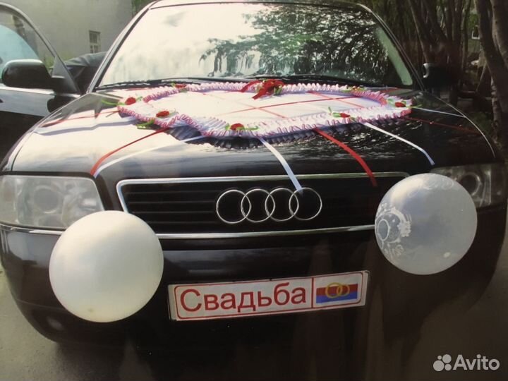 Свадебное украшение для машины