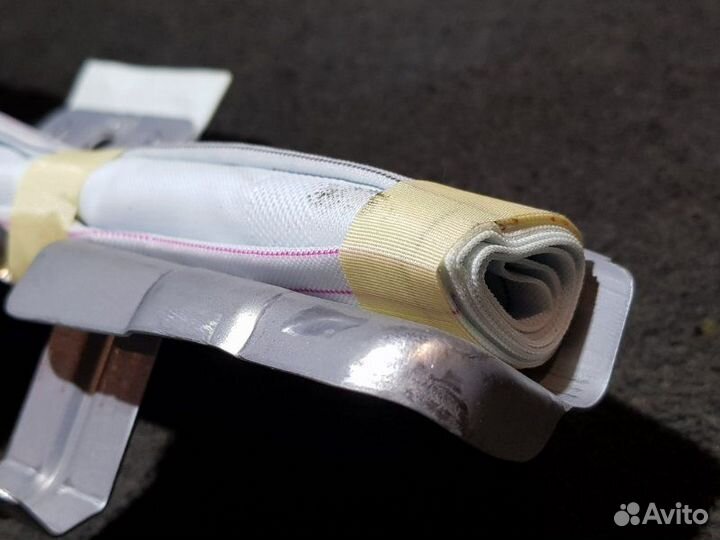 Подушка безопасности в шторку правая Toyota Auris