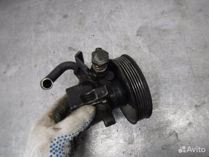 Насос гур Ssang Yong Actyon D20DTF 2011