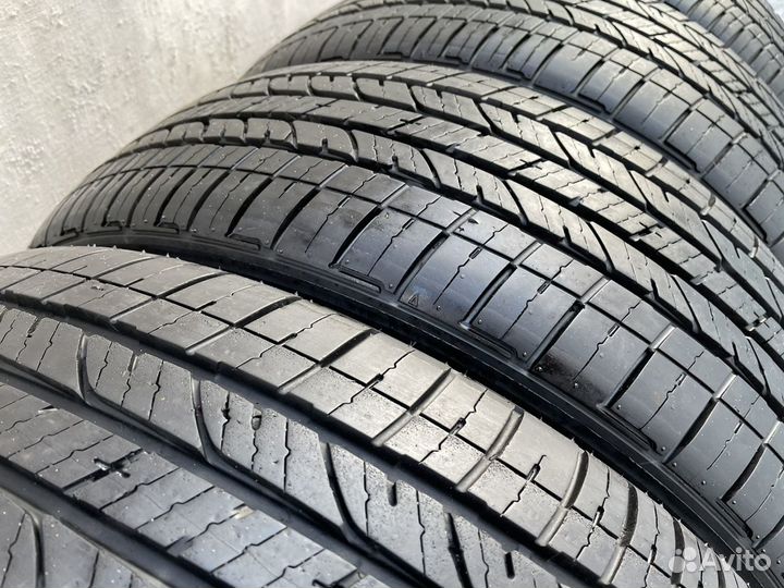 Bridgestone Dueler H/T 843 215/60 R17