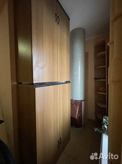 Шкафы офисные 2 шт. бу Цена за пару