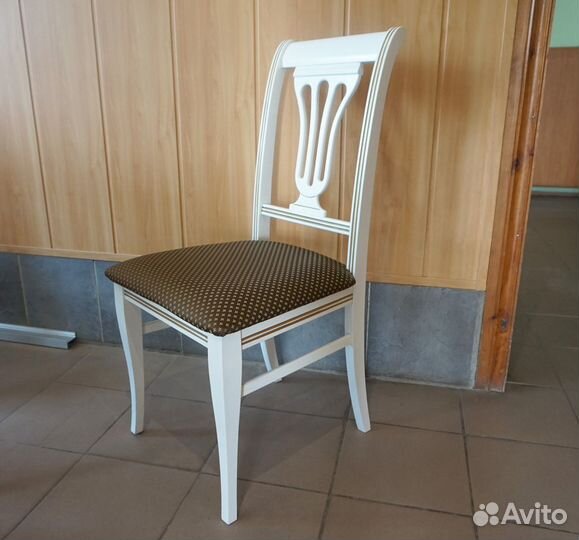 Стул кухонный