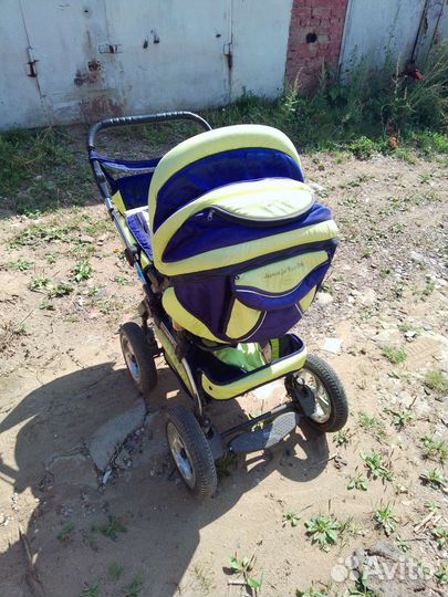 Прогулочная коляска