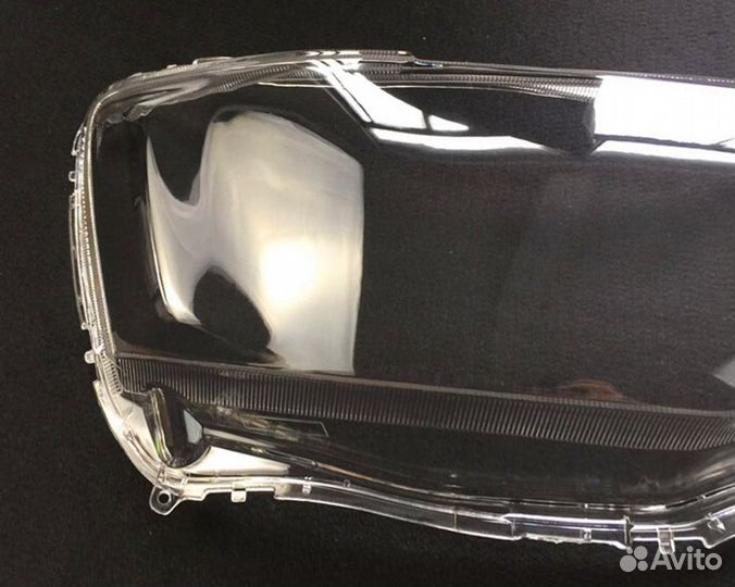 Стекло фары Mitsubishi Lancer X