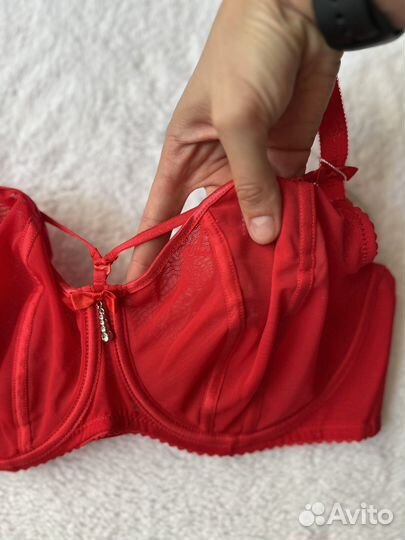 Бюстгальтер 85Е Charm woman новый