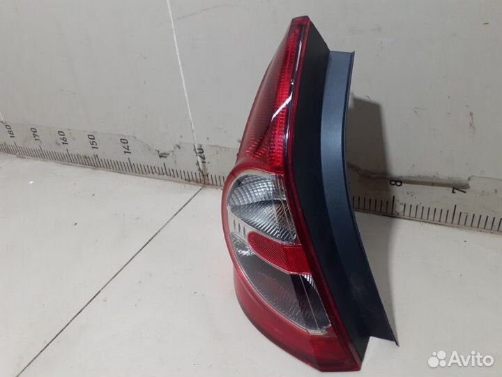 Фонарь задний левый Renault Sandero 1