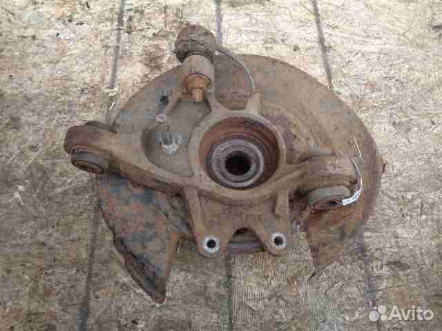 Ступица задняя левая Land Rover Range Rover 3 L322