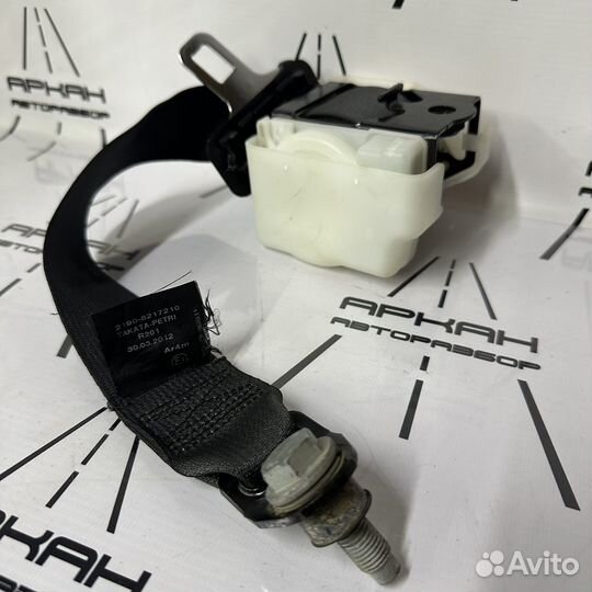 Ремень безопасности (зад левый) Granta 1 седан