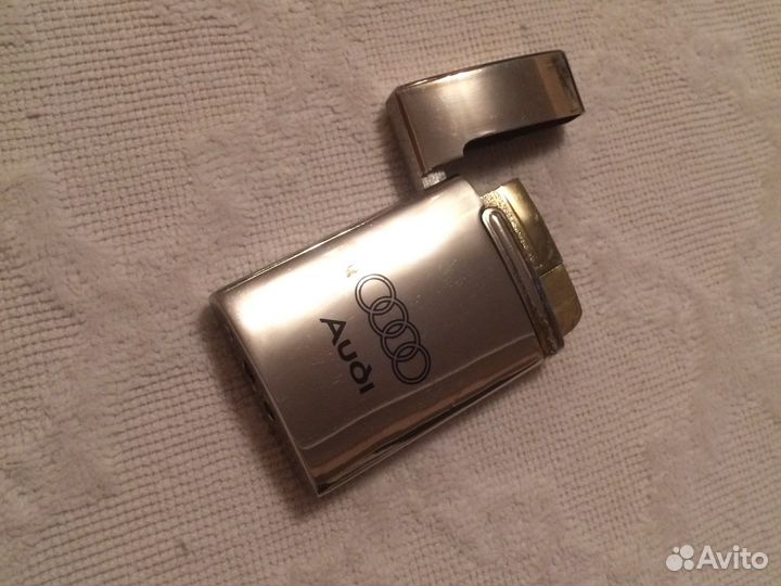 Зажигалка газовая Audi