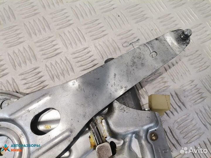 Стеклоподъемник передний левый Volvo V70 2 2005