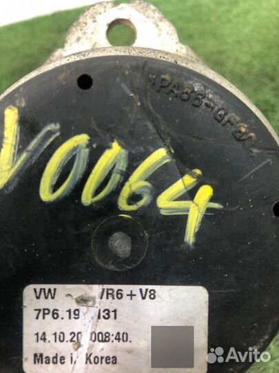 Подушка двигателя Volkswagen Touareg NF CGE 2012