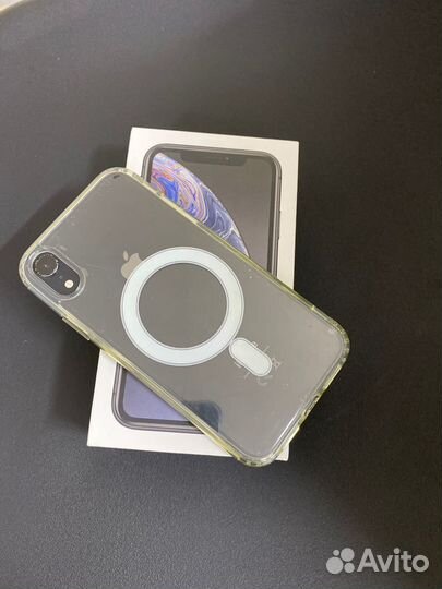 Телефон iPhone xr